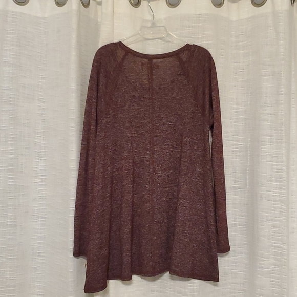 Long sleeve shirt - Picture 2 of 4